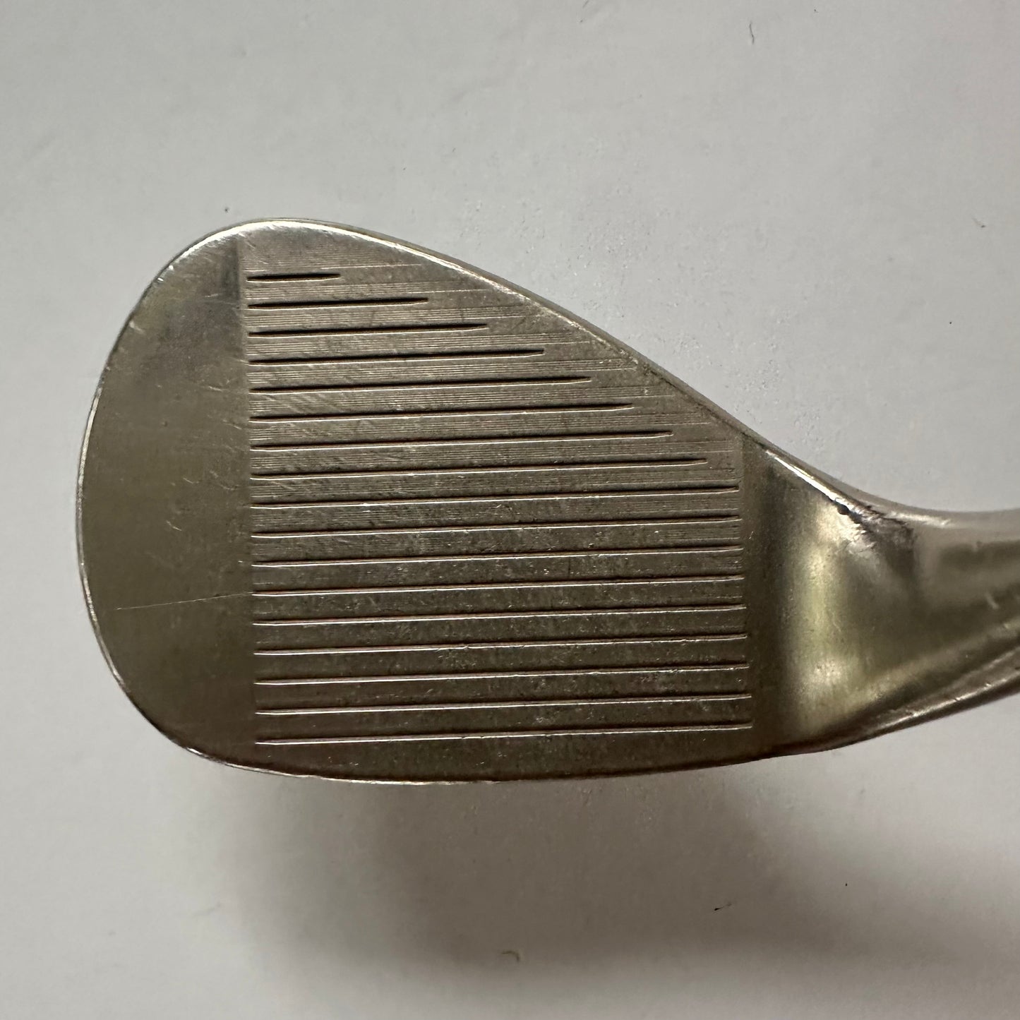 Titleist Vokey SM9 Brushed Steel 58*/12D Wedge