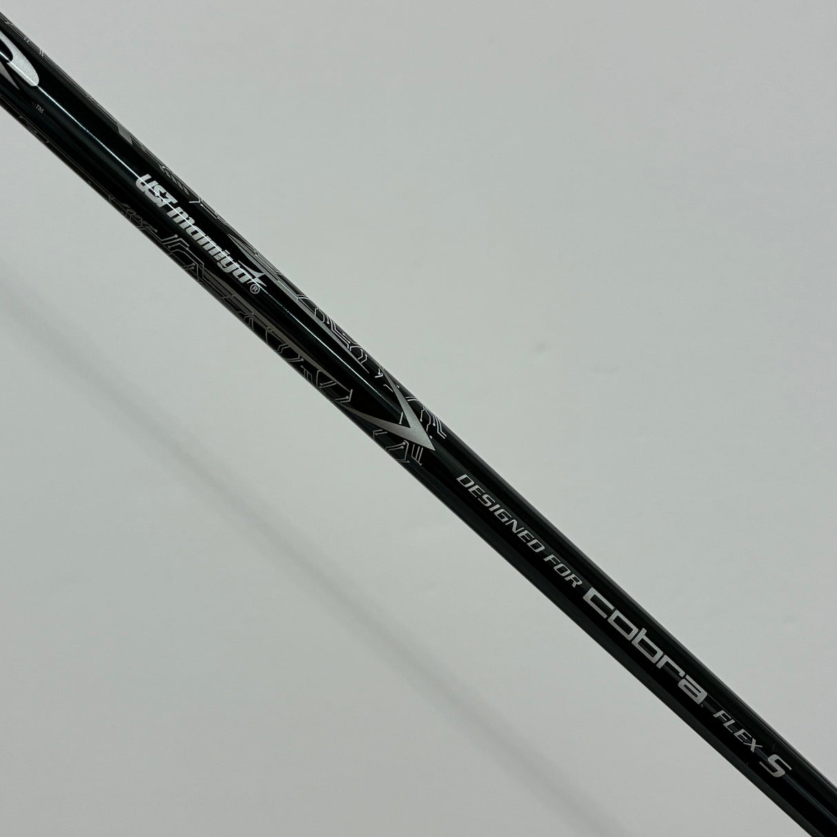 Cobra DS-Adapt X 9.0* Driver Stiff Flex Headcover Included
