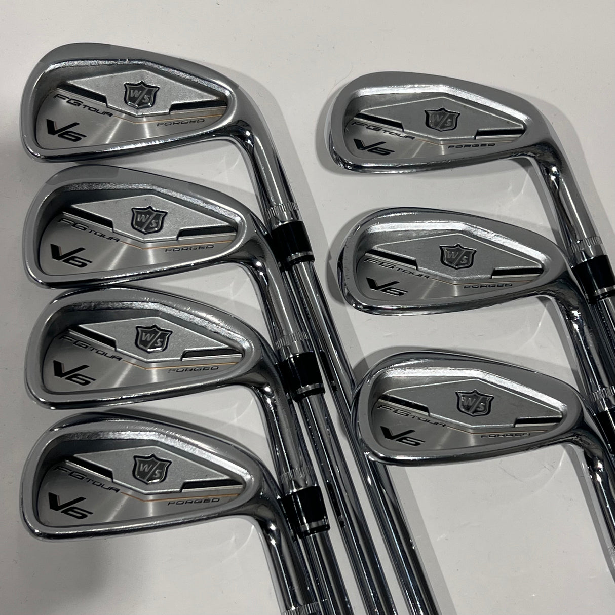 Wilson Staff PG Tour V6 Iron Set 4-P Stiff flex