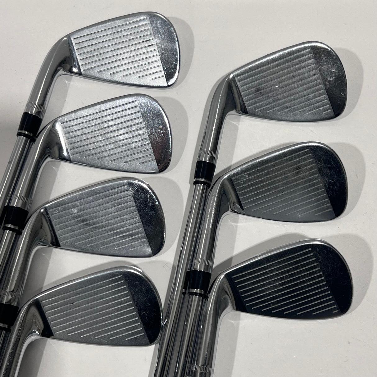 Wilson Staff PG Tour V6 Iron Set 4-P Stiff flex