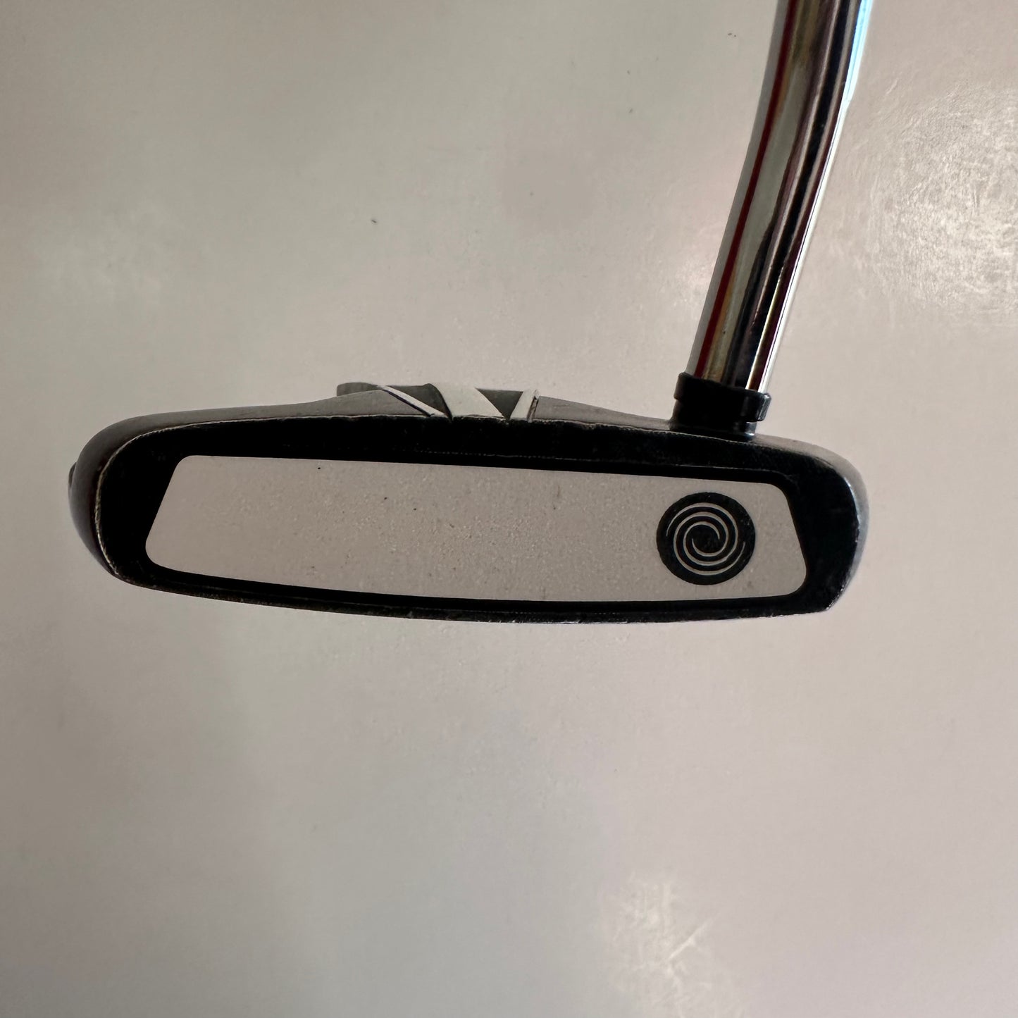 Odyssey White Ice Dart Black 33 Inch Putter