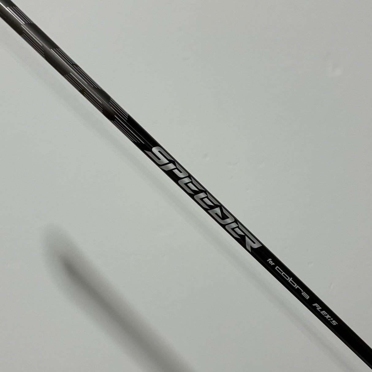 Cobra DS-Adapt LS 9.0* Driver Stiff Flex Headcover Included