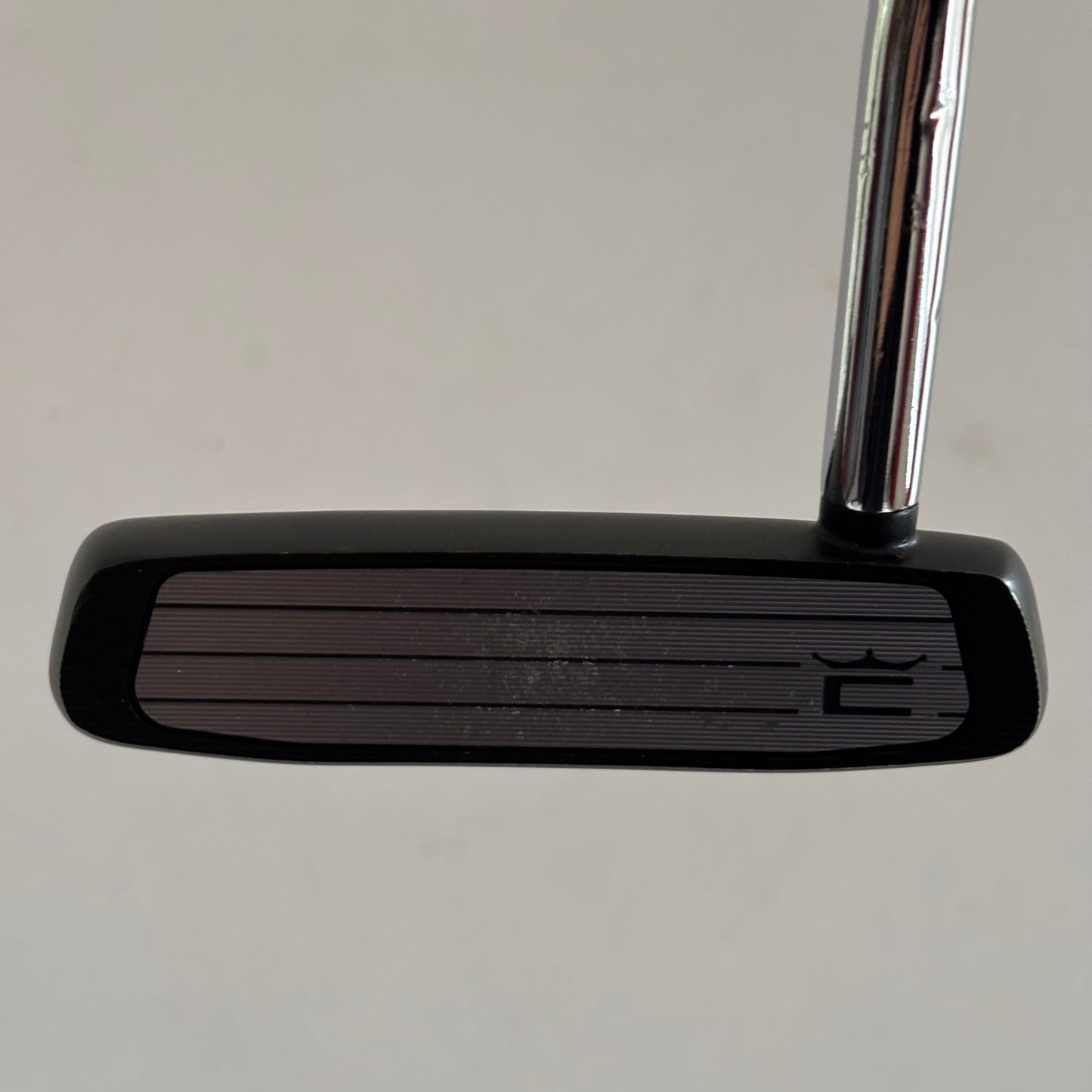 Cobra King Torino 35 Inch Putter Headcover Included