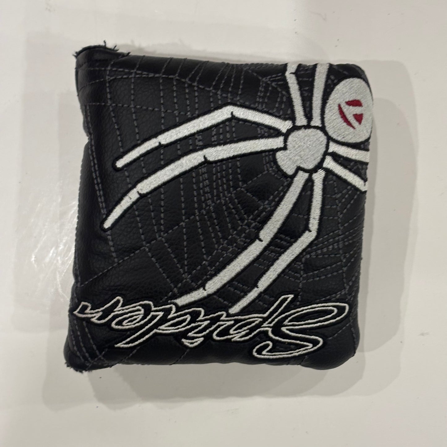 TaylorMade Spider S Chalk Single Bend 34 Inch Putter Headcover Included