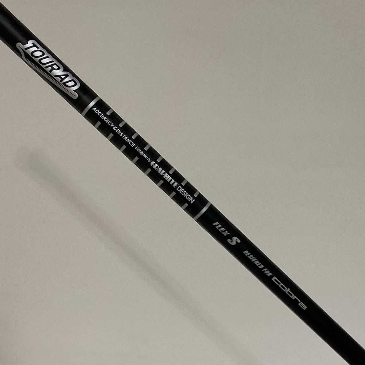 Cobra Aerojet 10.5* Driver Stiff Flex Headcover Included