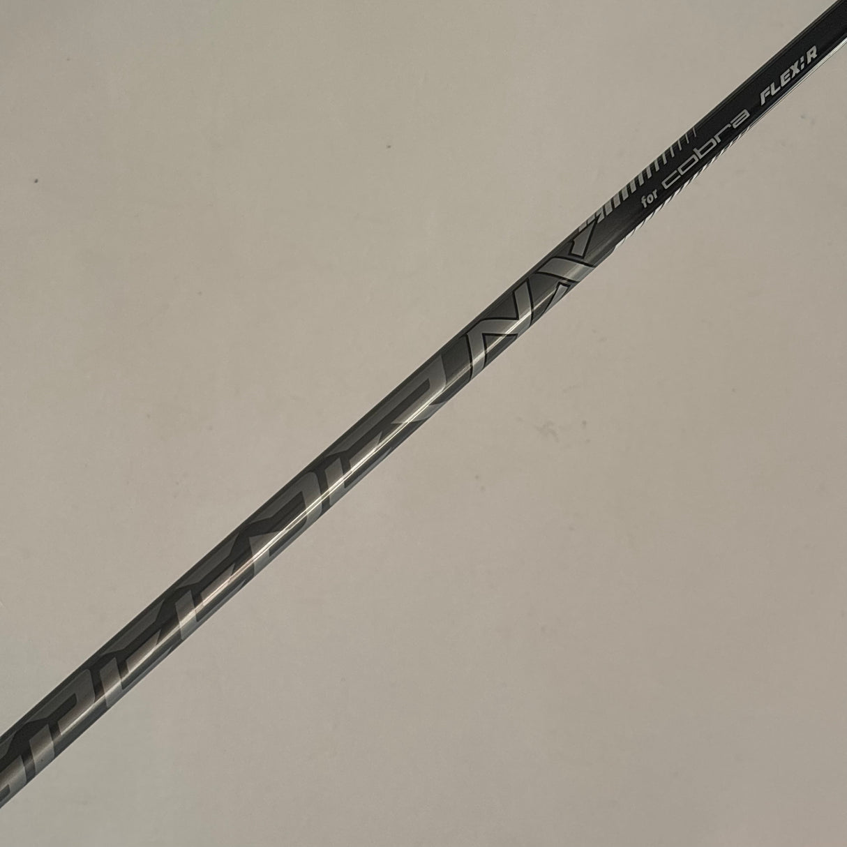 Cobra Darkspeed 4 Hybrid Regular Flex