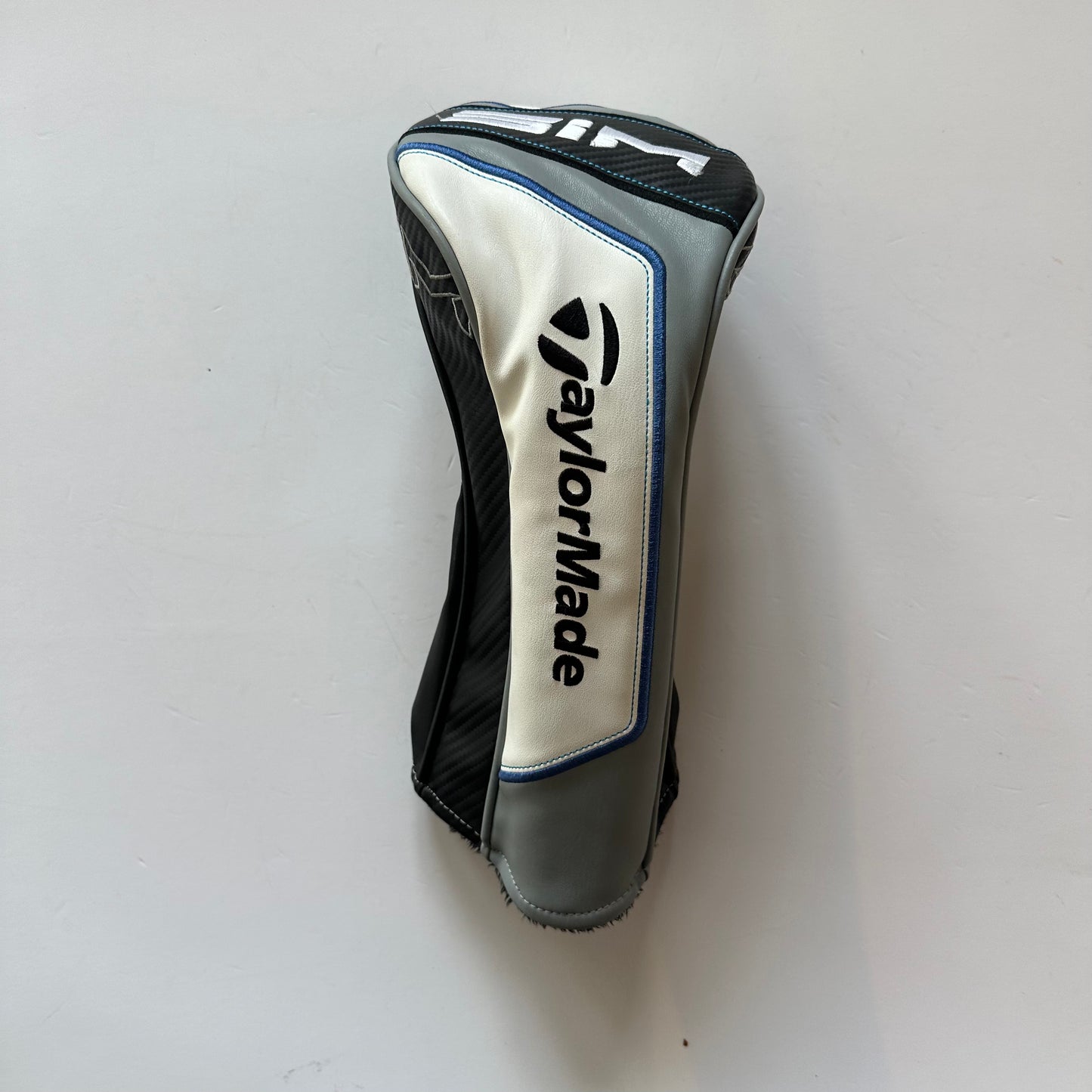 TaylorMade SIM Max 10.5* Driver Stiff Flex Headcover Included