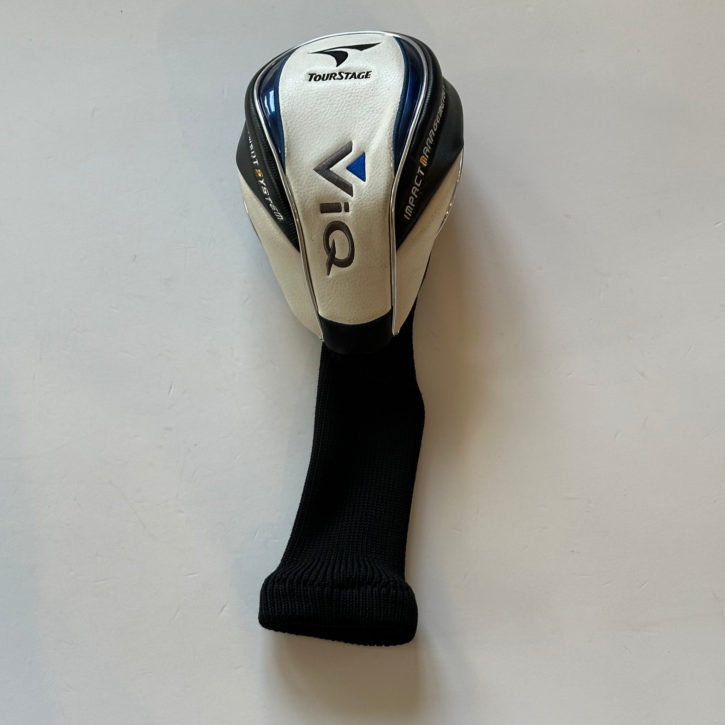 Bridgestone VIQ 10.5* Driver Regular Flex Headcover Included