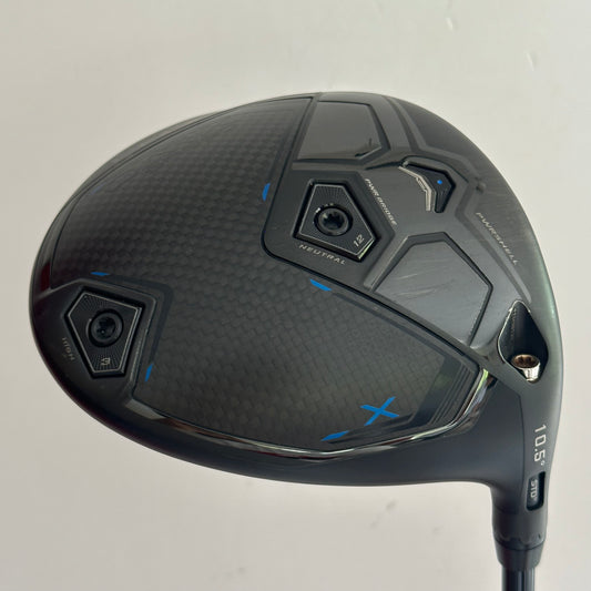 Cobra Darkspeed X 10.5* Driver Stiff Flex Hedcover Included