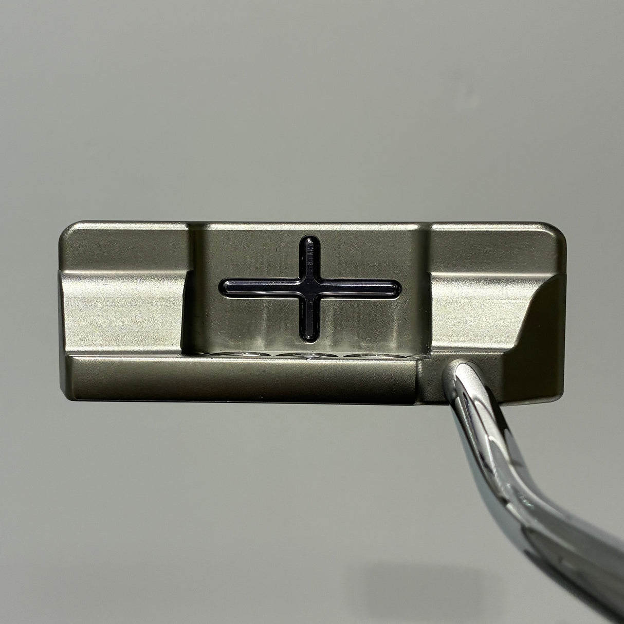 Scotty Cameron Newport M2 Cameron & Crown 33 Inch Putter Headcover Included