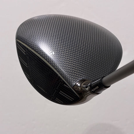 TaylorMade Qi35 9* Driver Stiff Flex – Angled