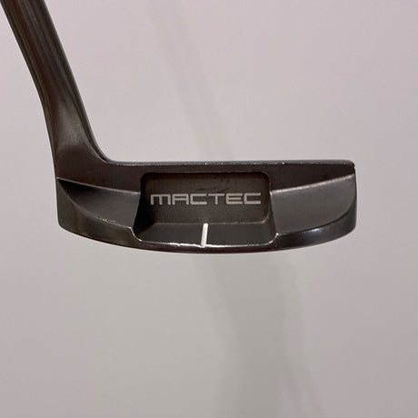 Macgregor Putter 34 Inch Putter – Back of putter