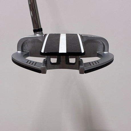 Odyssey Works Marxman Fang 34 Inch Putter – Back of putter