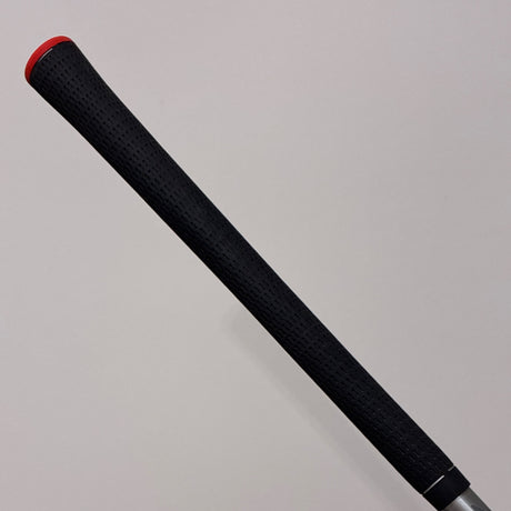 TaylorMade M6 10.5* Driver Stiff Flex Headcover Included – Grip
