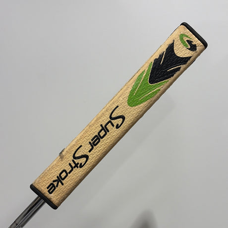 Odyssey Black Series Tour Designs #6 34 Inch Putter – Grip