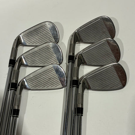 TaylorMade M6 Iron Set 5-P Stiff Flex