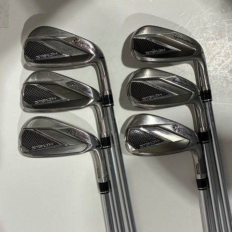 TaylorMade Stealth Iron Set 5-P Siff Flex