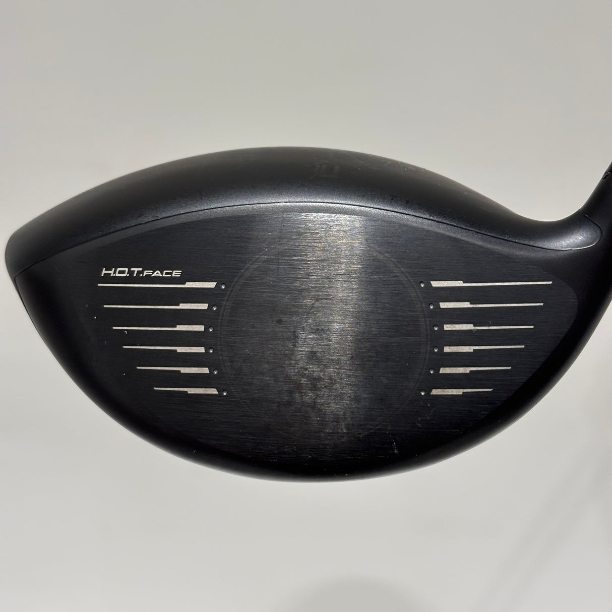 Cobra Darkspeed LS 9.0* Driver Stiff Flex Headcover Included