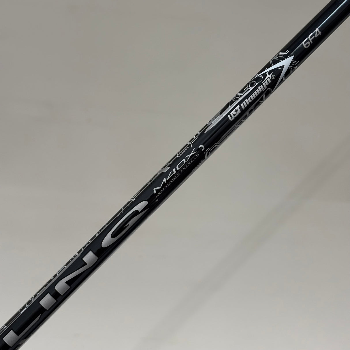 Cobra Darkspeed LS 9.0* Driver Stiff Flex Headcover Included