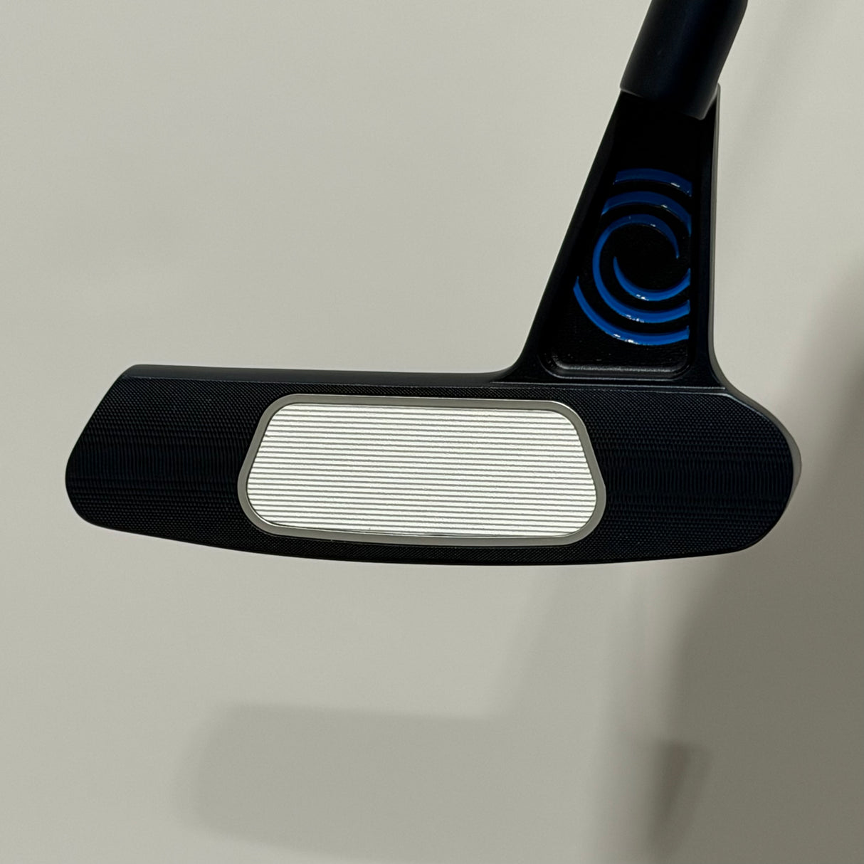 Odyssey Ai-One Tri-Beam #1W 33 Inch Putter Headcover Included