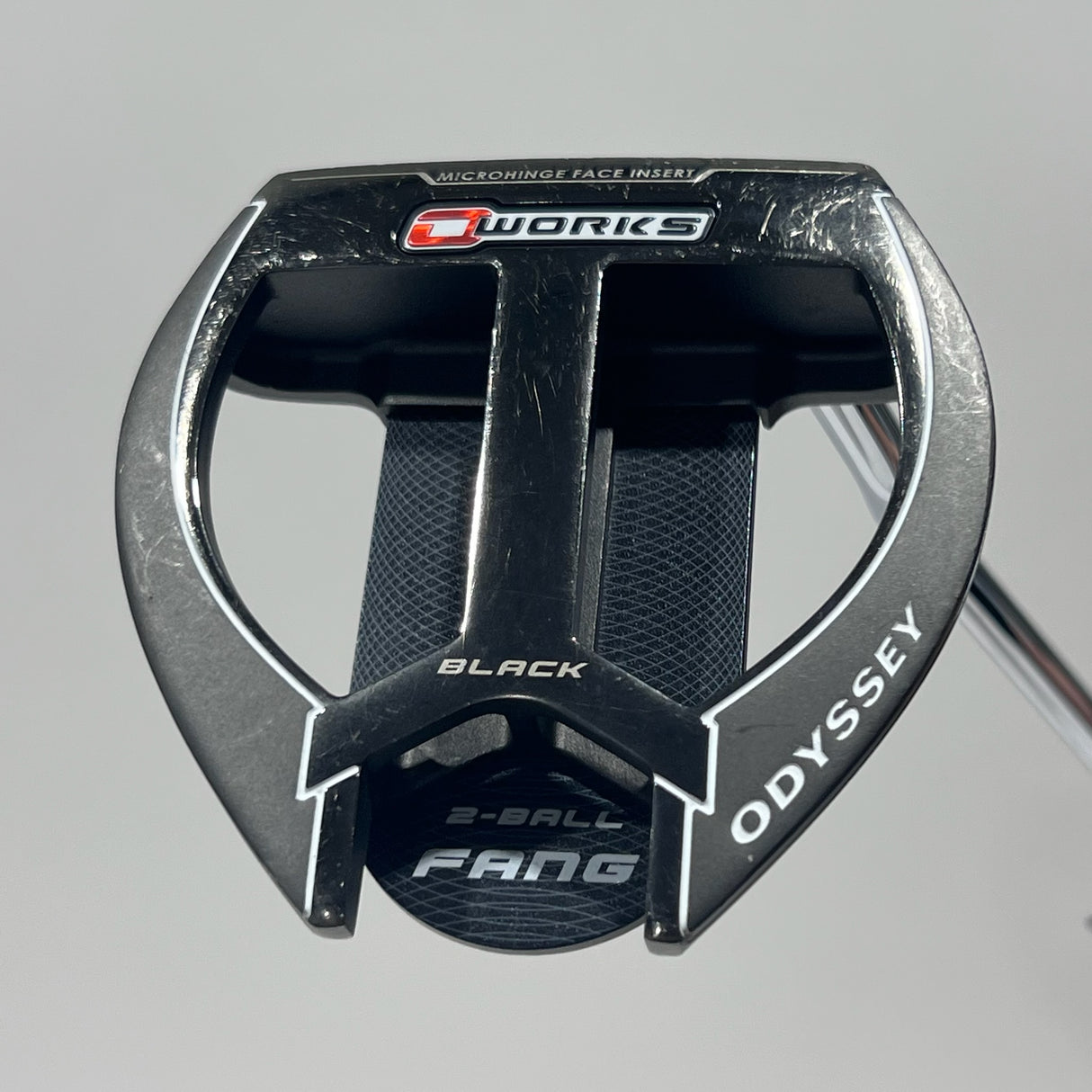 Odyssey O Works 2-Ball Black Fang 33 Inch Putter Headcover Included