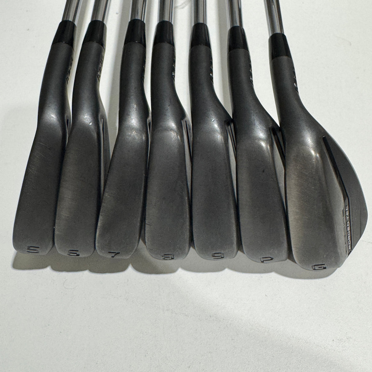 Cobra Forged Tec Black (2023) Iron Set 5-P+G Stiff Flex