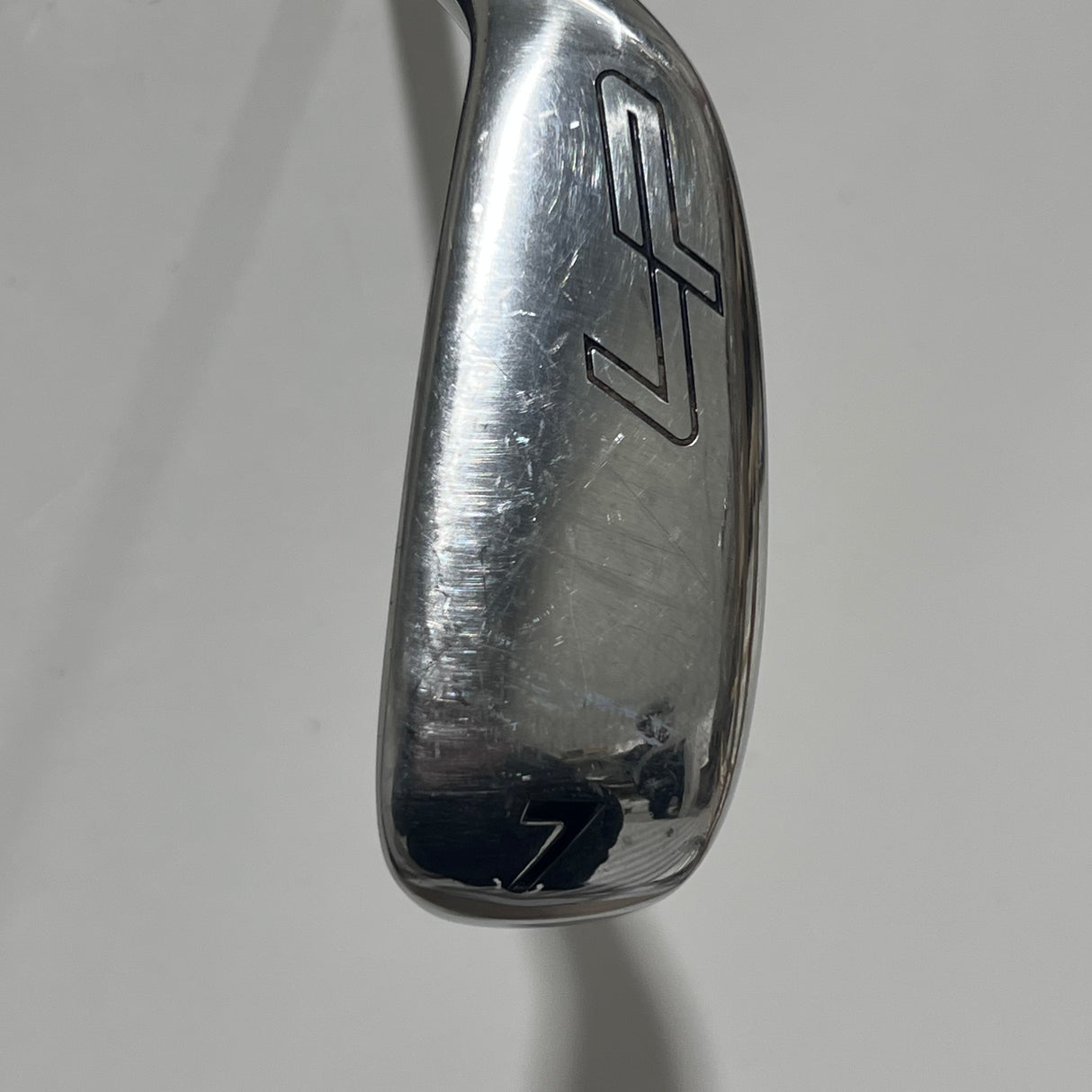 Wilson Staff Launch Pad 7 Utility Iron Regular Flex