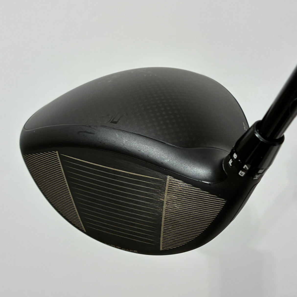 Cobra DS-Adapt LS 9.0* Driver Stiff Flex Headcover Included