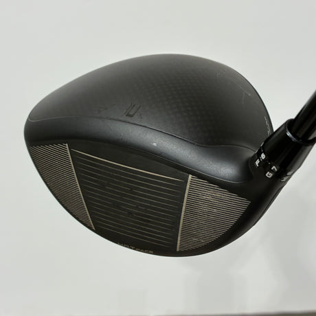 Cobra DS-Adapt LS 9.0* Driver Stiff Flex Headcover Included