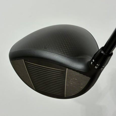 Cobra DS-Adapt LS 9.0* Driver Stiff Flex Headcover Included