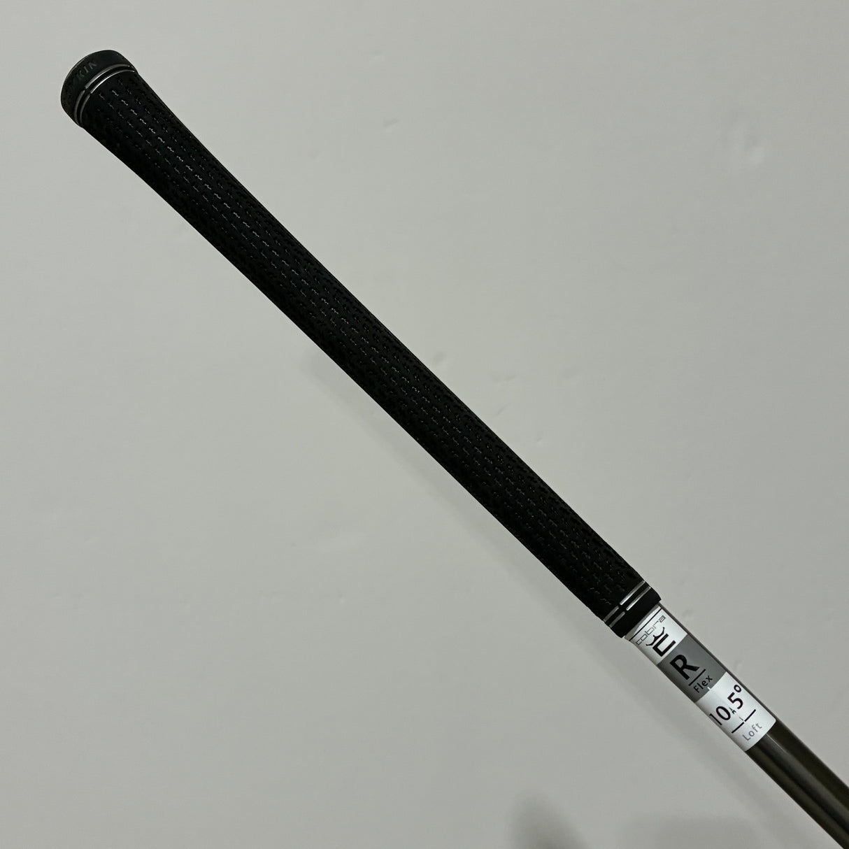 Cobra DS-Adapt Max-D 10.5* Driver Regular Flex Headcover Included
