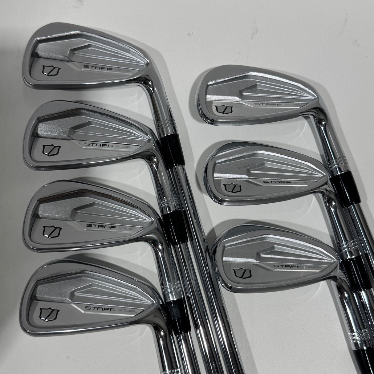 Wilson Staff Model CB (2024) Iron Set 4-P Extra Stiff Flex