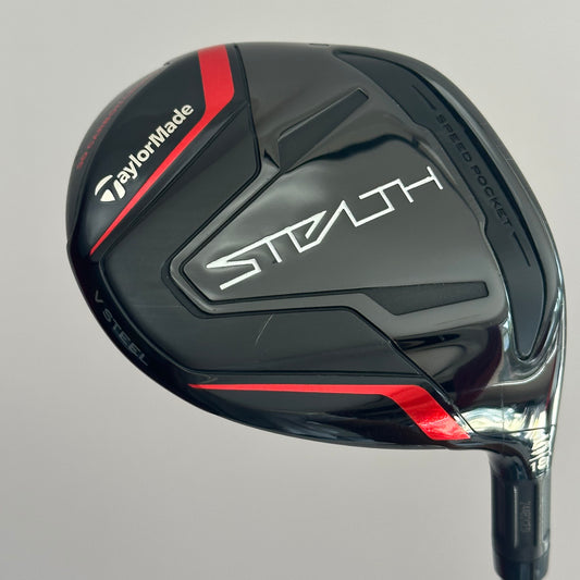 TaylorMade Stealth 5 Wood Stiff Flex Headcover Included