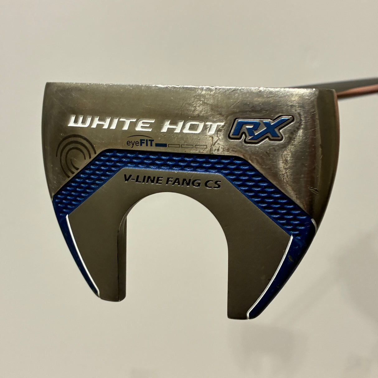 Odyssey White Hot RX V-Line Fang CS 34 Inch Putter