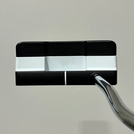 Odyssey White Hot Versa Double Wide 33 Inch Putter