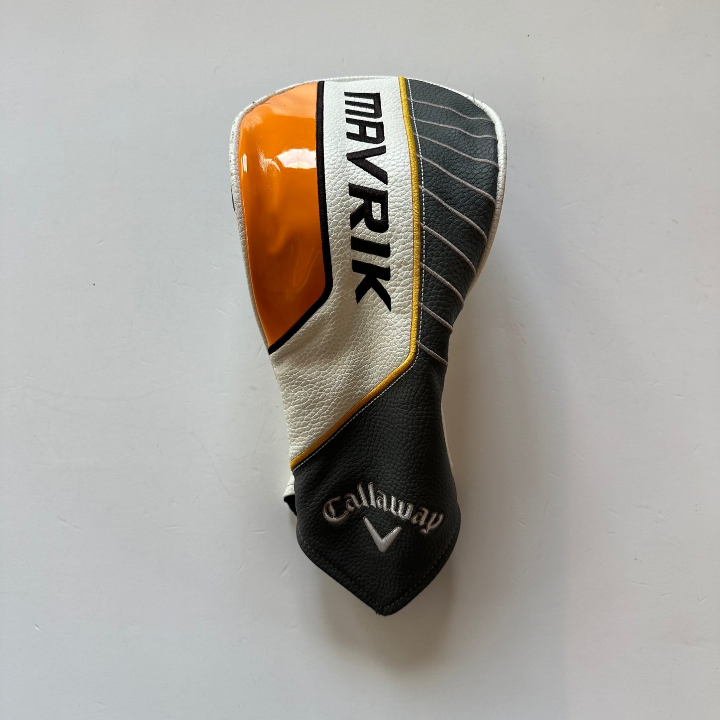 Callaway Mavrik 10.5* Driver Regular Flex Headcover Included