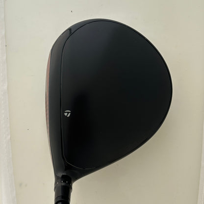 TaylorMade Stealth 10.5* Driver Stiff Flex Headcover Included