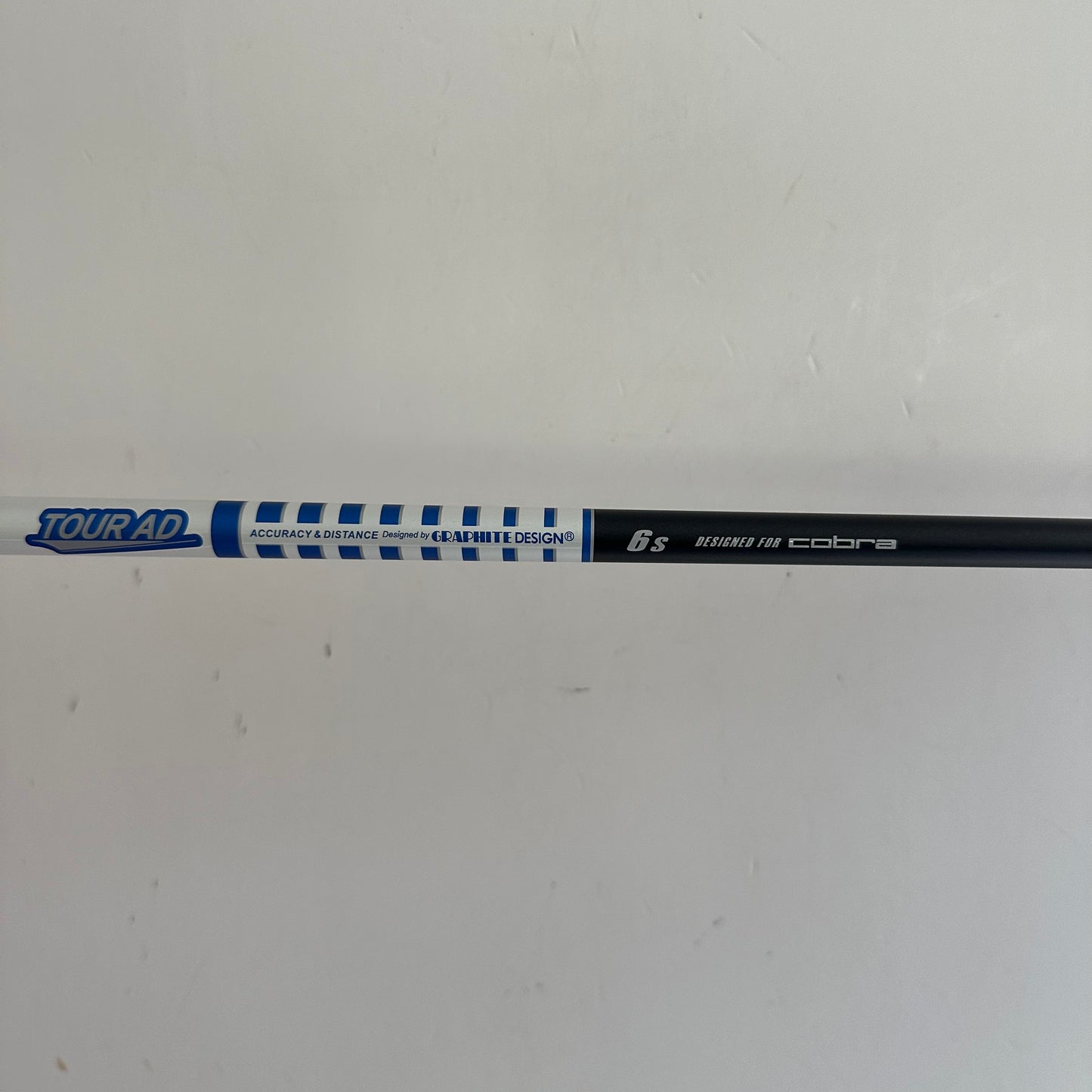 Cobra Aerojet LS 9.0* Driver Stiff Flex Headcover Included