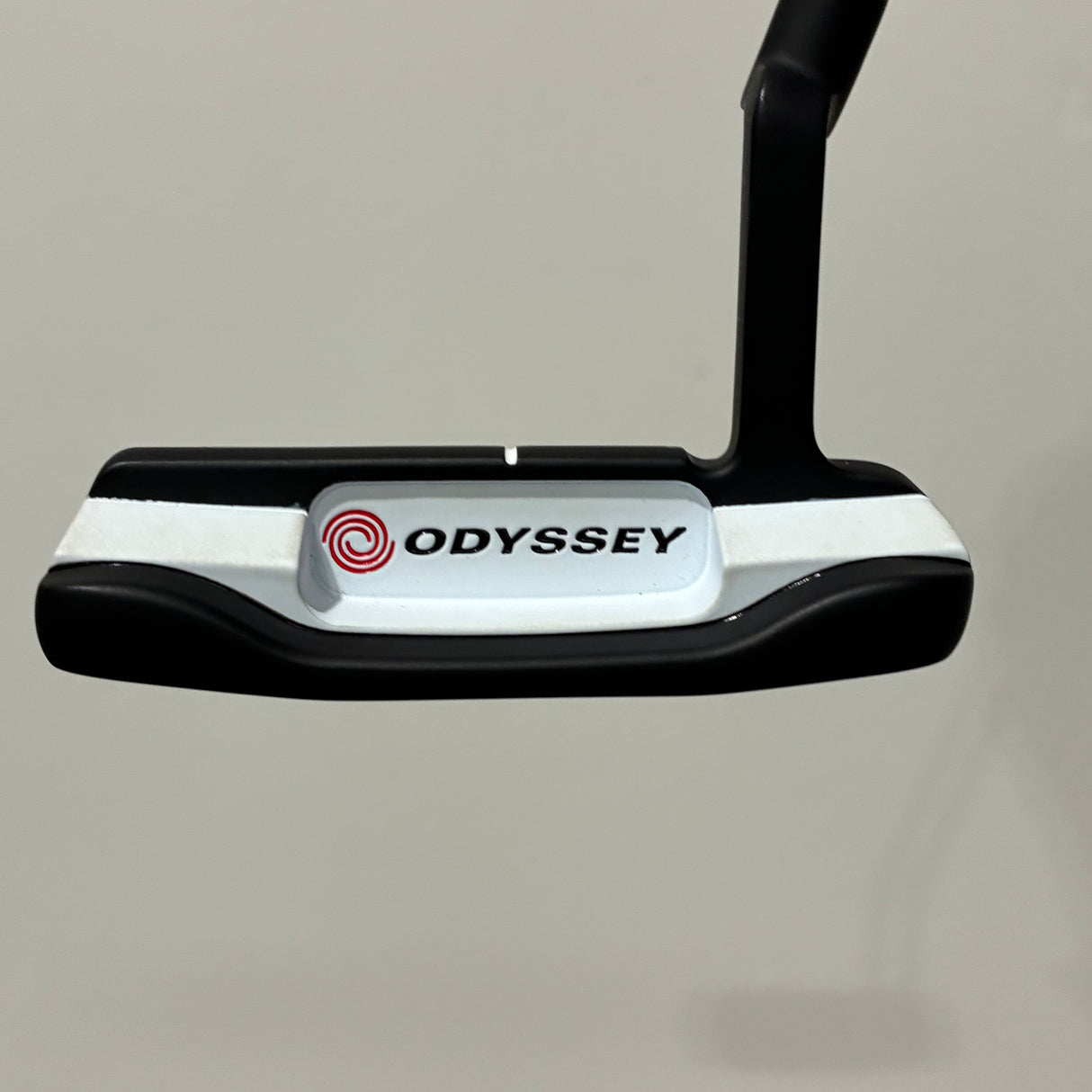 Left Hand Odyssey White Hot Versa One 34 Inch Putter Headcover Included